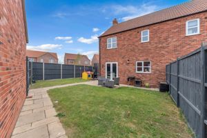 Photo 25- click for photo gallery